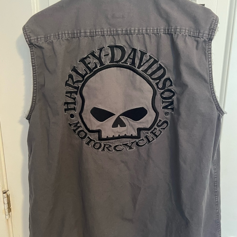 Harley Davidson Sleeveless Button Down.